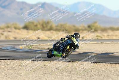 media/Dec-07-2025-CVMA (Sun) [[3e7d2de5dc]]/Race 18-Formula Twins-Formula 40 UL/